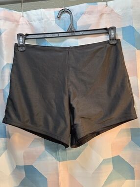 SHEIN Solid Women's Swim Shorts